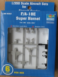 TRUMPETER 1/350 06221 F/A-18E SUPER HORNETS